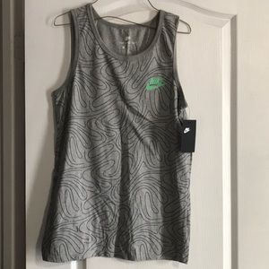 Nike Men’s Top